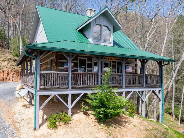 Majors Estate: 1610 Perth Rd, Clyde, NC 28721